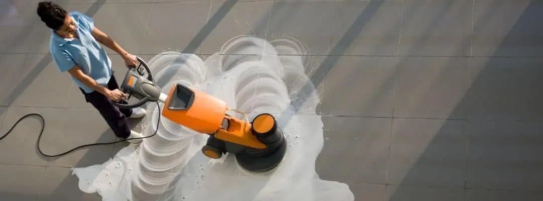 WHY PROFESSIONAL BUSINESSES USE PROFESSIONAL CLEANING SERVICES